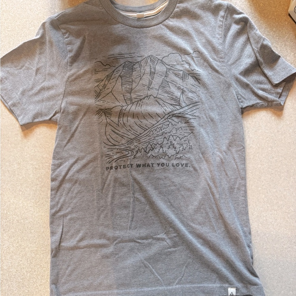 (3 for $15) Landmark Brand T-Shirt